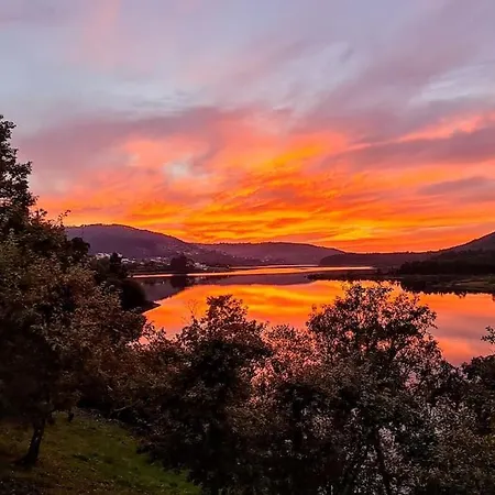 Casinha De Padroes Venda Nova (Villa Real)