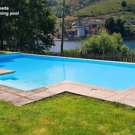 Casinha De Padroes * Venda Nova (Villa Real)