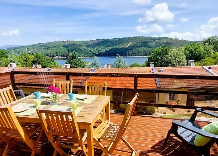 Casinha De Padroes * Venda Nova (Villa Real)